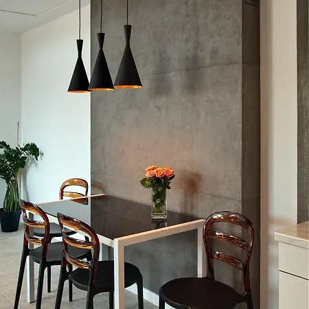 Apartament Bianco アパート