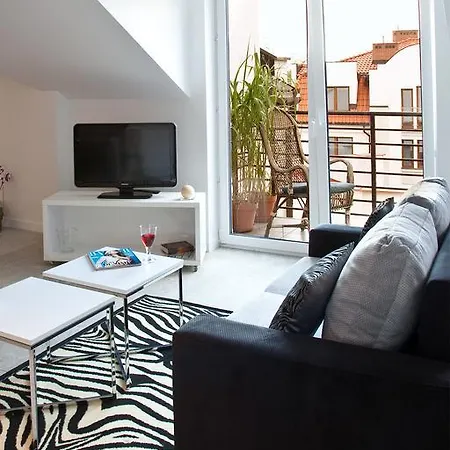 Apartament Bianco アパート *